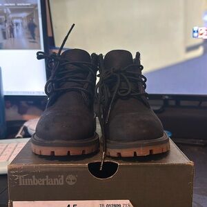 Gum Bottom Black Timberlands used 7c